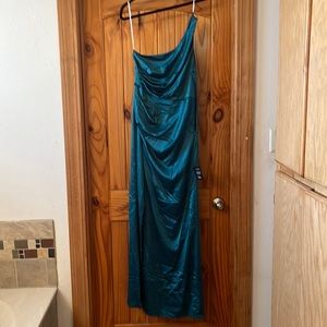 Lulus size medium dark teal one shouldered dress.